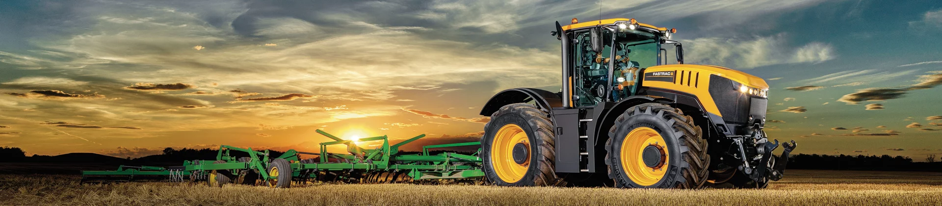 Header-M3_fastrac 8330_1920x420.jpg