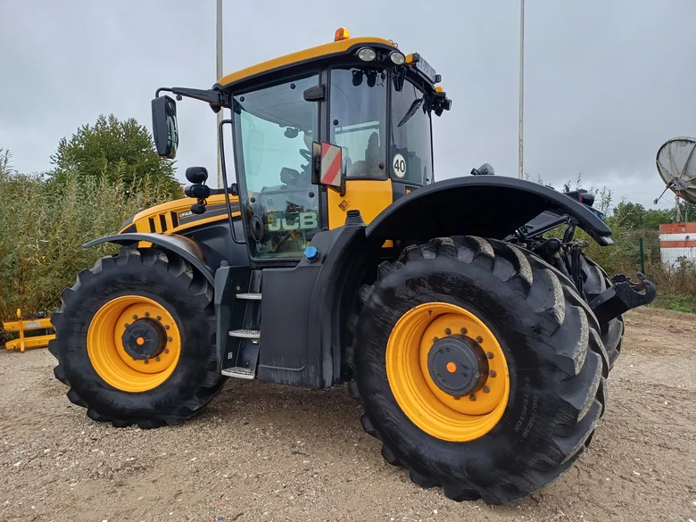 Tracteur agricole occasion JCB 4220