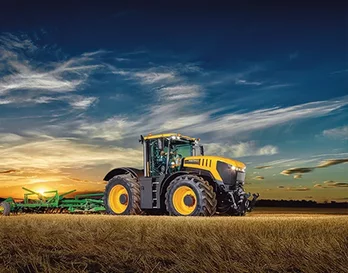 JCB Fastrac 8330 : fiche technique 