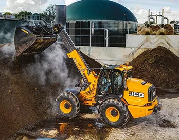 Le télescopique articulé JCB TM420S I M3 Agri