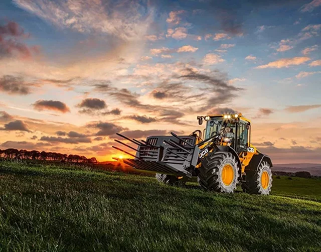 Chargeuses sur pneus agricoles JCB 419S 