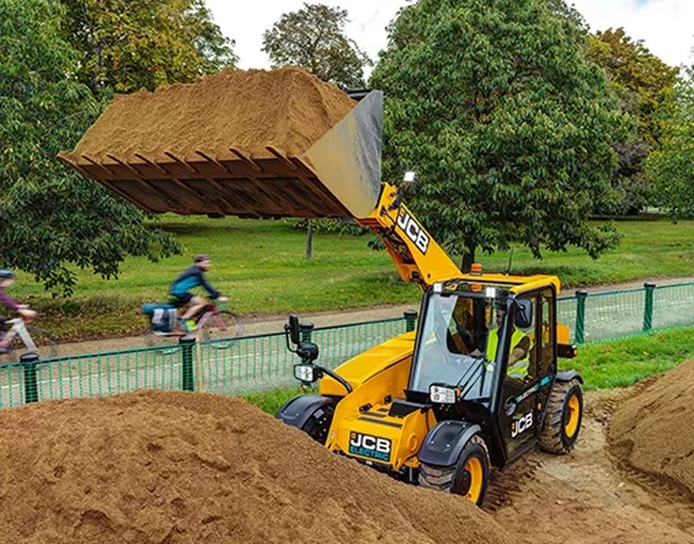 Innovation JCB : Découvrez le TELESCOPIC Électrique Compact 525-60E